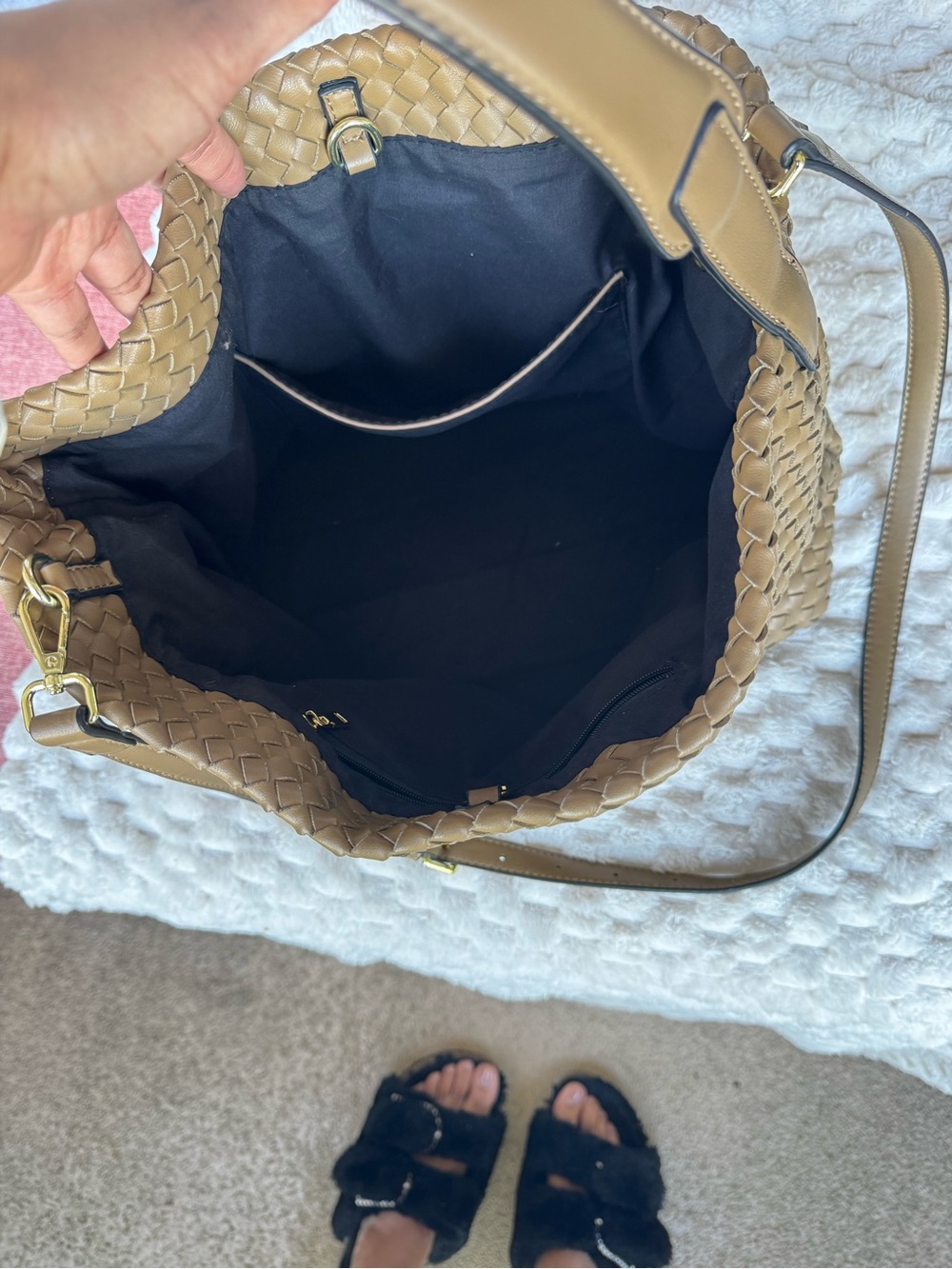 Large Woven Tote Bag | Tan | Gold Hardware | Bottega-Inspired | Amazon Find - Picture 5 of 5